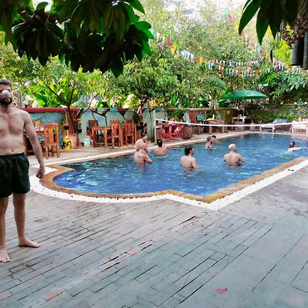 Blue Diamond Hostel Баттамбанг Экстерьер фото