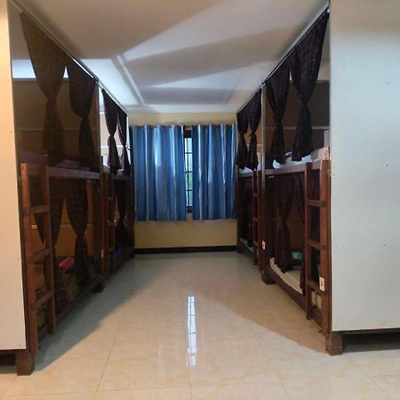 Blue Diamond Hostel Баттамбанг Экстерьер фото