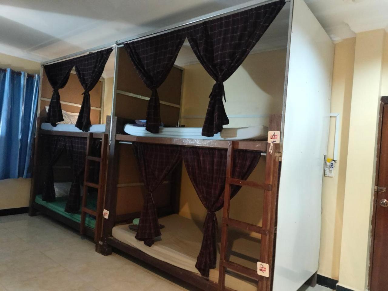 Blue Diamond Hostel Баттамбанг Экстерьер фото