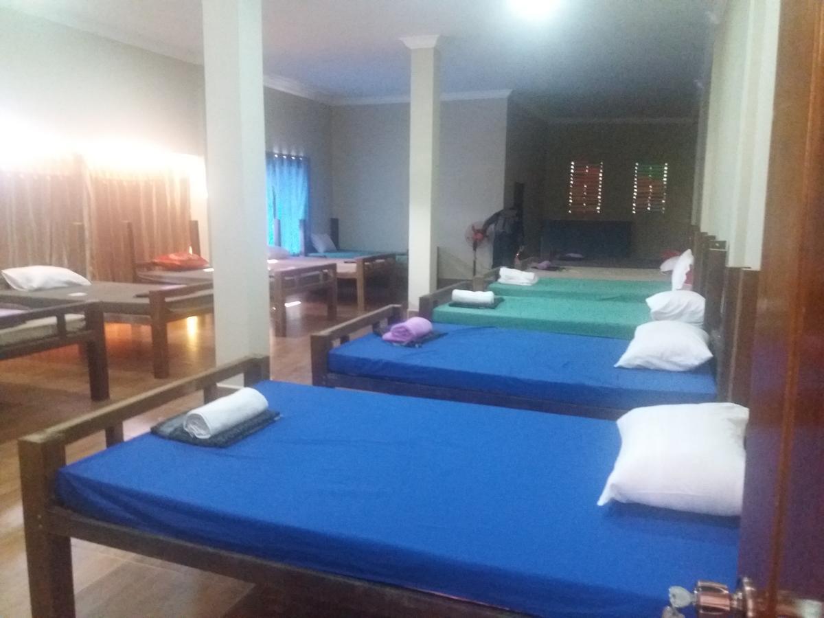 Blue Diamond Hostel Баттамбанг Экстерьер фото