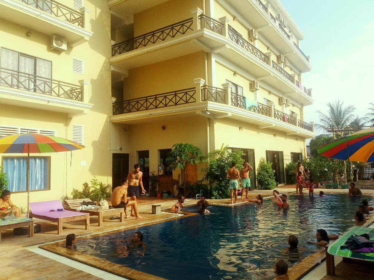 Blue Diamond Hostel Баттамбанг Экстерьер фото