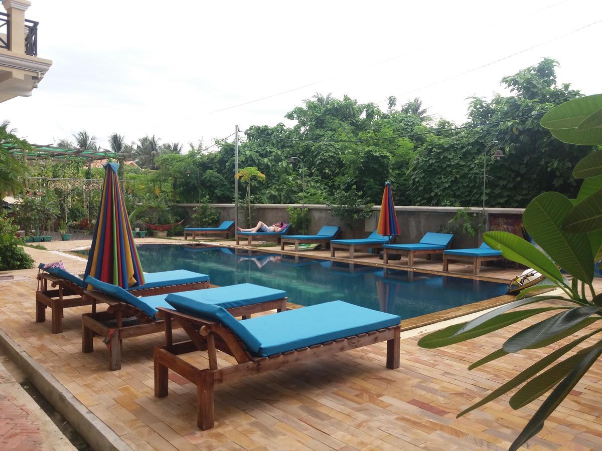 Blue Diamond Hostel Баттамбанг Экстерьер фото
