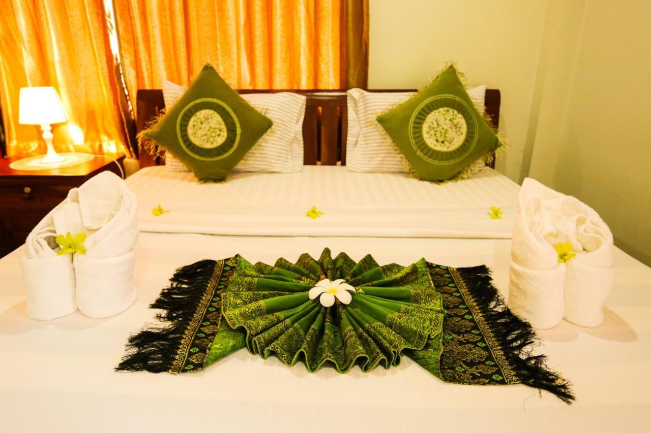 Blue Diamond Hostel Баттамбанг Экстерьер фото