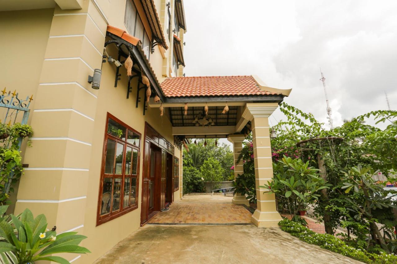 Blue Diamond Hostel Баттамбанг Экстерьер фото