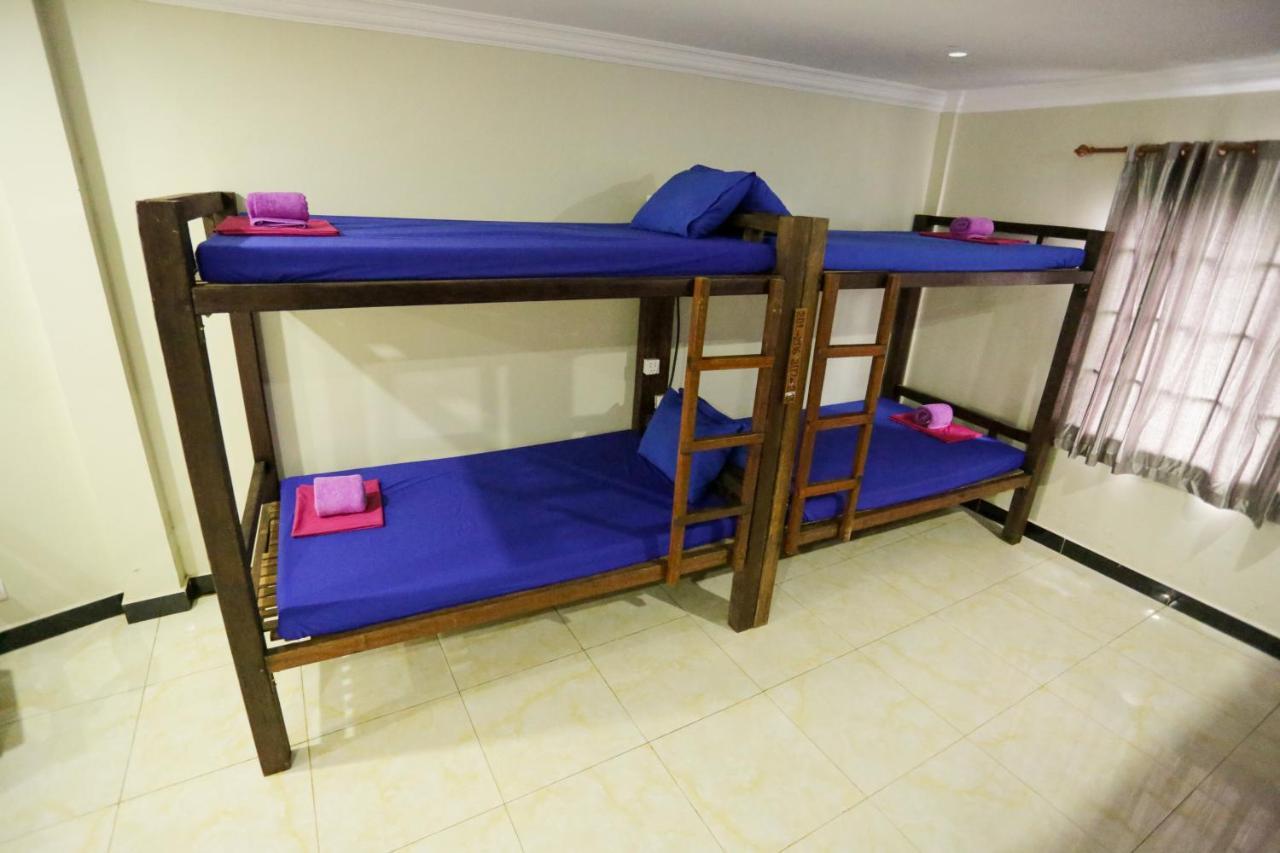 Blue Diamond Hostel Баттамбанг Экстерьер фото