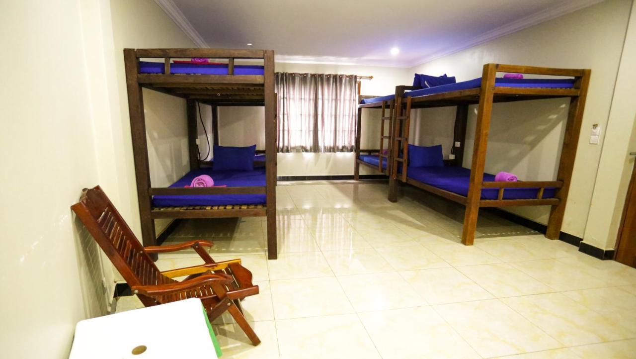 Blue Diamond Hostel Баттамбанг Экстерьер фото