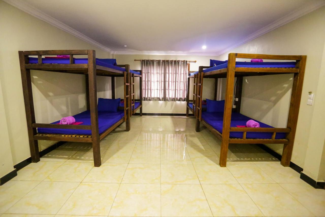 Blue Diamond Hostel Баттамбанг Экстерьер фото
